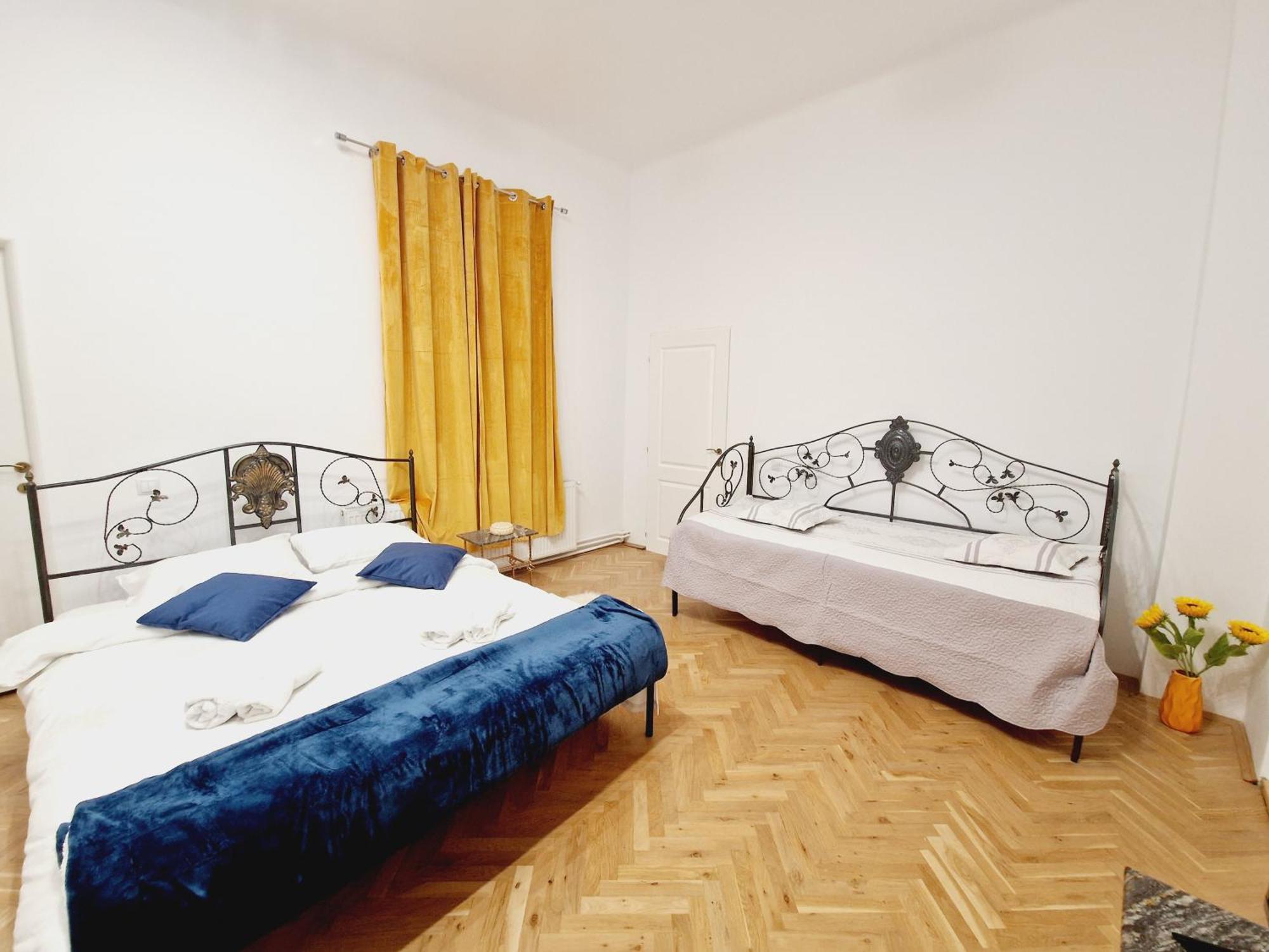 Royal 5* Mansion Near Square Villa Cluj-Napoca
