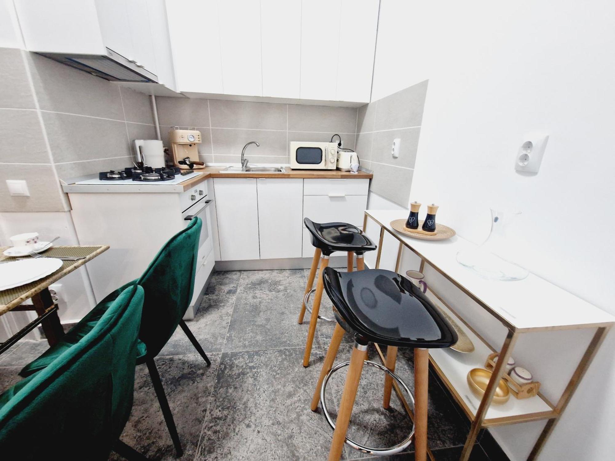 Royal 5* Mansion Near Square * Cluj-Napoca